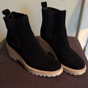 Dolce Vita Black Ankle Boots with Beige Sole